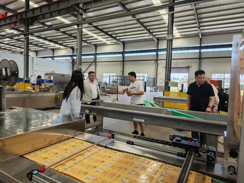 vacuum packaging machine